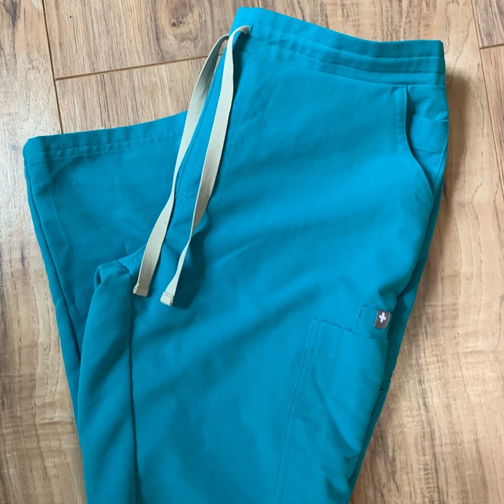 Figs scrubs Teal Small Regular Yola